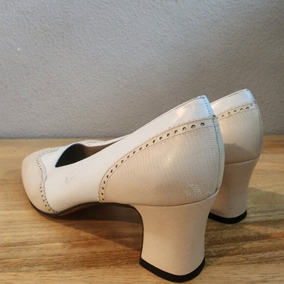 Salvatore Ferragamo Womens Low Pump Heel Square Toe Leather White Beige Size 10B - Picture 6 of 12